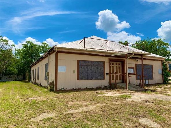 1601 W Pearl St, Granbury, TX 76048